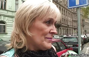 porn video Casting agent fucks a young amateur and films her