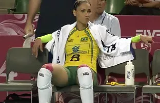 porn video Pretty girl in mini skirt sucks cock