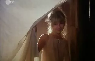 porn video Surprised by teen sluts with foursome fuck