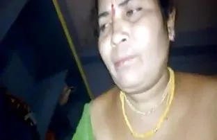 porn video Wet bums in the warm bubble bath